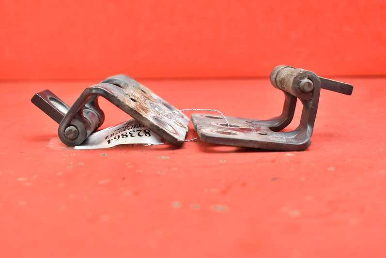 фото №5, Петля петли крышки 30674732 volvo xc90 1 i 02-06