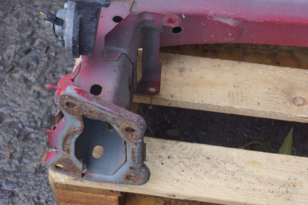 фото №13, Mazda 3 03-08 балка бампера перед