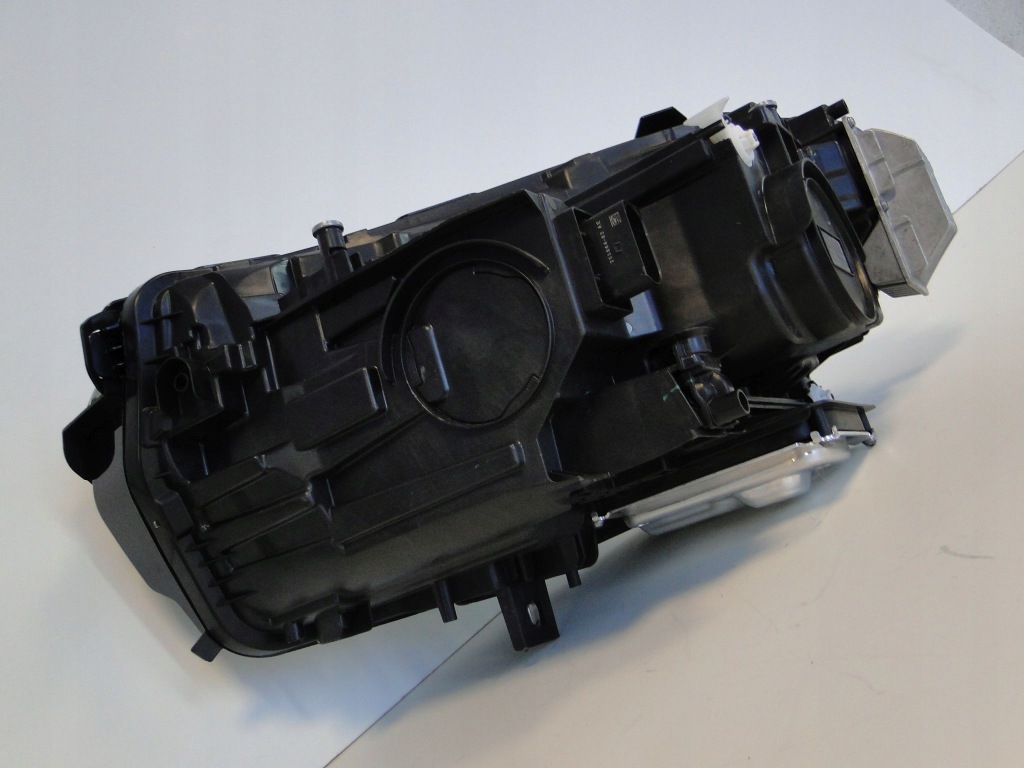 фото №14, Mercedes eqa h243 243 лампа передня права led