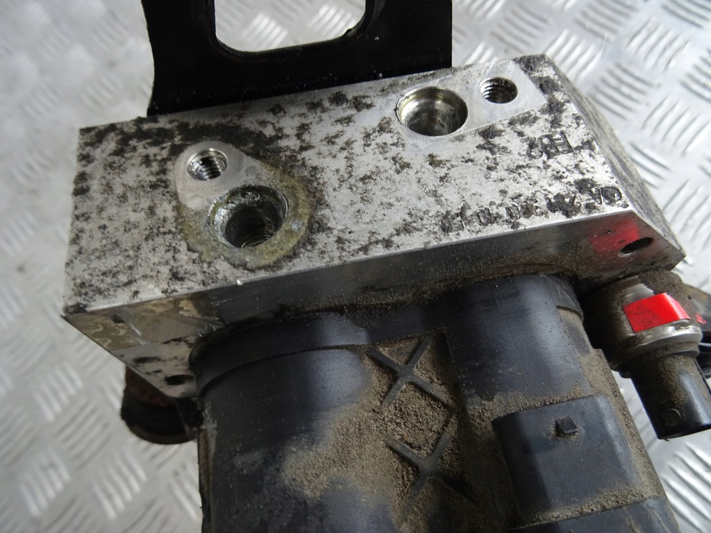 фото №4, Mercedes w222 w217 блок клапанов abc a2213201059