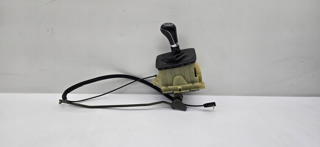 фото №1, Выборщик домкрат передач a2042676324 mercedes w207 coupe