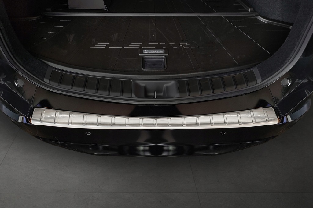 фото №2, Накладка молдинг na бампер lexus rz 2023-