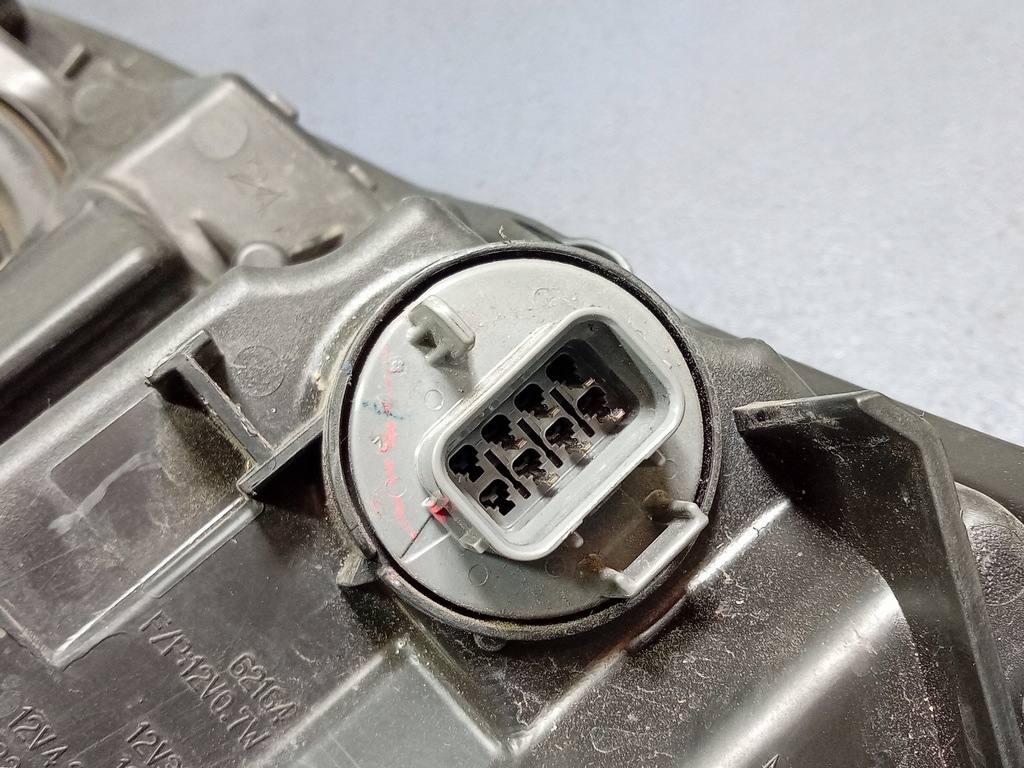 фото №4, Honda hr-v ii фара правый eu led