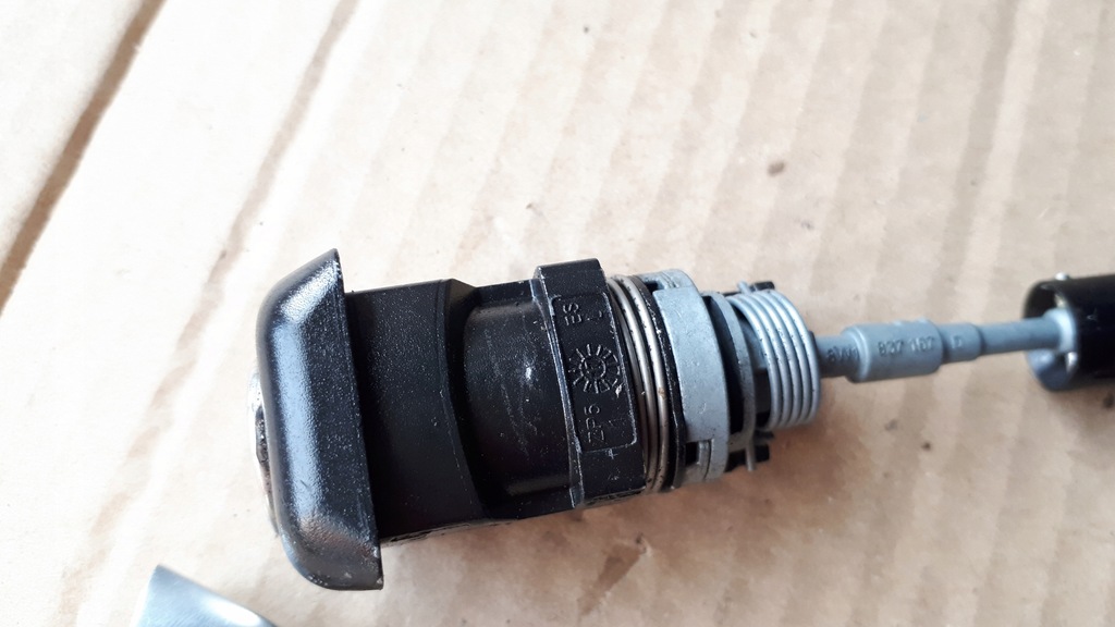 фото №8, A5 8w вкладка замка ключ левый перед eu a4 b9 8w