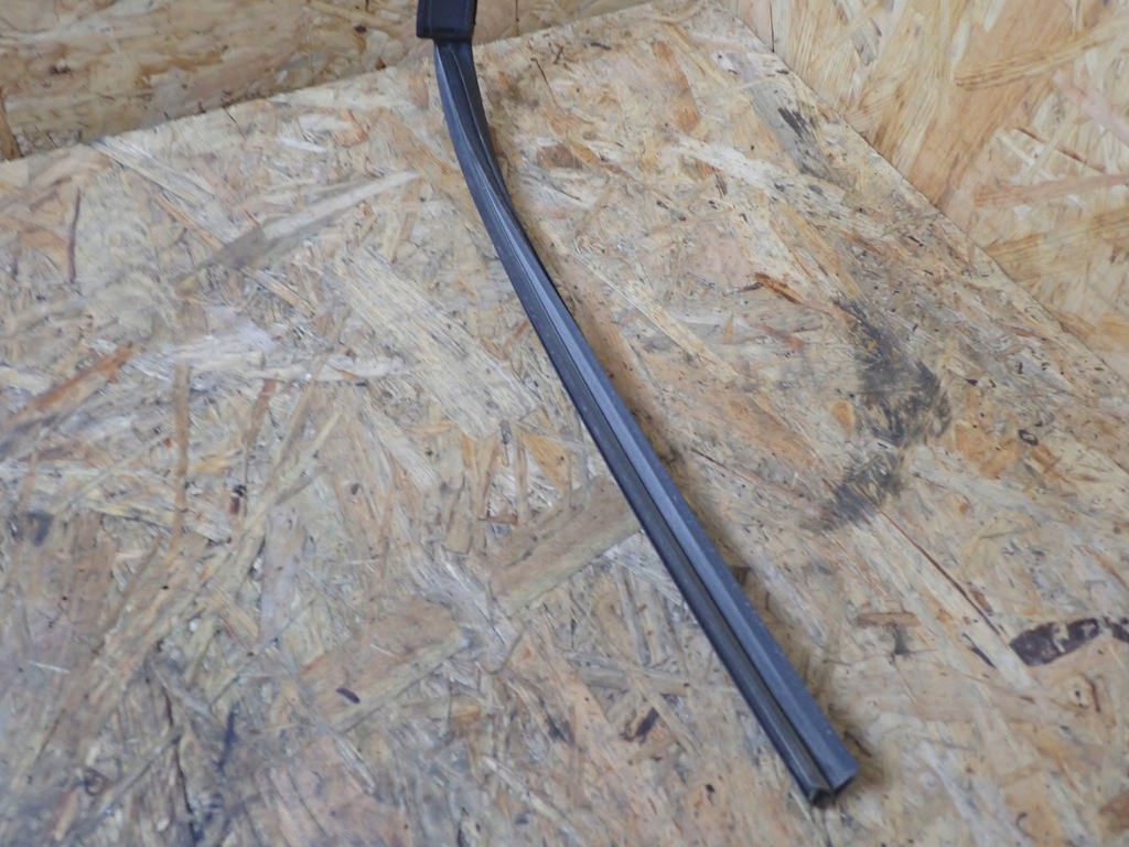 фото №7, Прокладка скло правий перед isuzu d-max iii 2021 6446