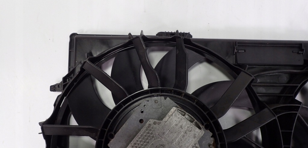 фото №7, Вентилятори радіатора a8 d4 4.2 tdi 4h0121003f