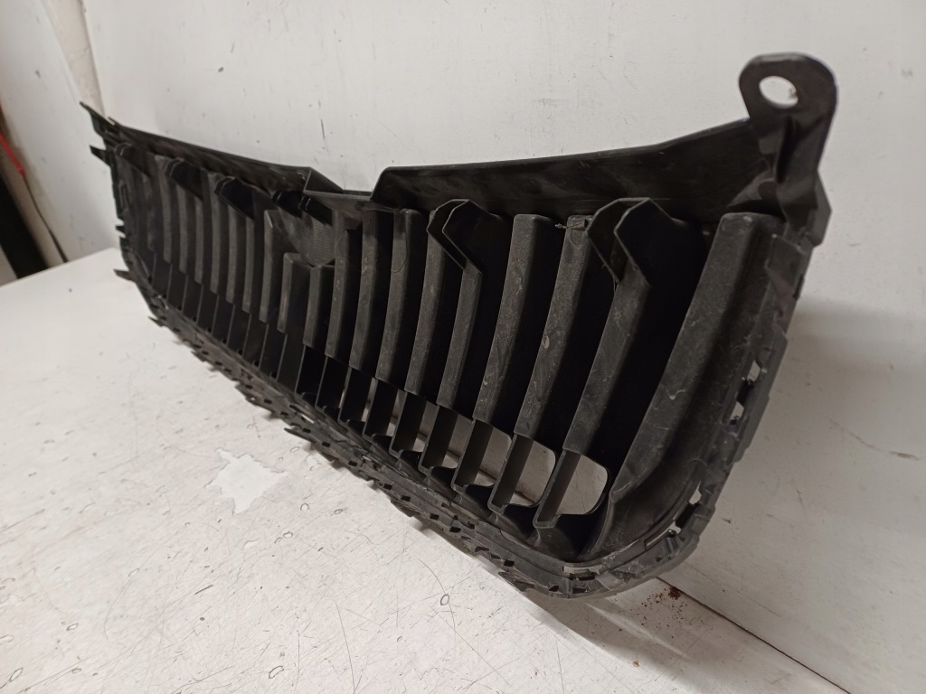 фото №7, Skoda superb 2 ii 08-12 решётка радиатора решётка радиатора перед 3t0853668a