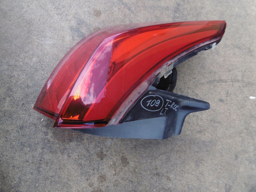 фото №2, Лампа левый задняя vw t-roc europa