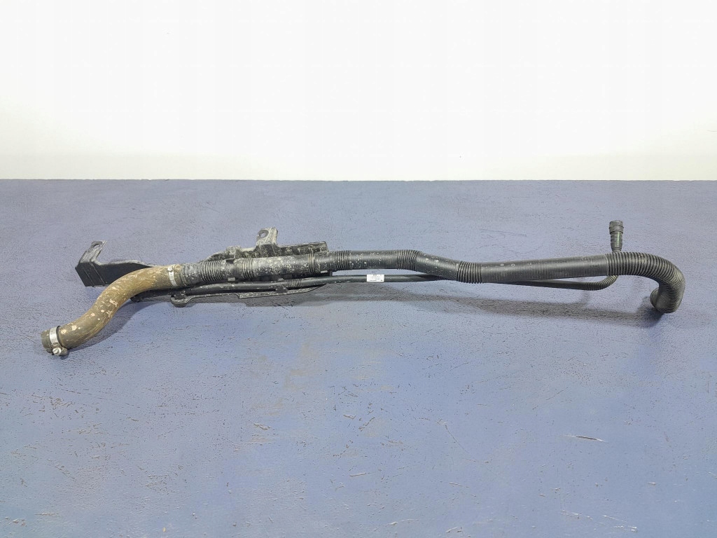 фото №1, Bmw x7 g07 3.0d 340 km провода трубки бака ad blue