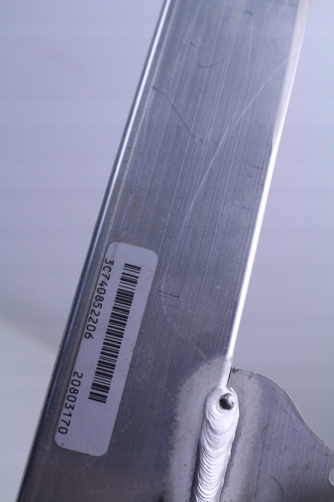 фото №6, Кронштейн распорка чашка bmw 5 g30 17r.