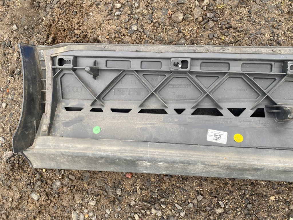 фото №11, Audi q8 4m8 молдинг дверь левая задняя 4m8853969d оригинал