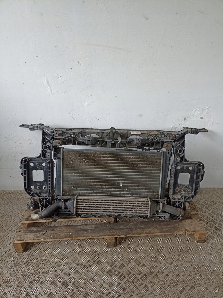 фото №1, Fiat grande punto 1.3 jtd 75km pas передний