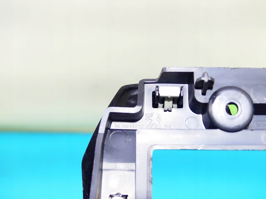 фото №13, Молдинг декоративна декори ґрати peugeot 208 i 12r eu