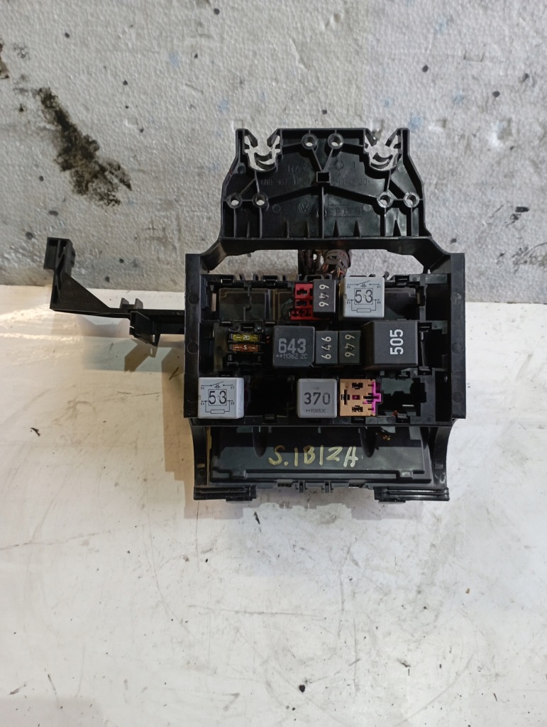 фото №1, Модуль блок управления комфорта seat ibiza iv 6r0937088f