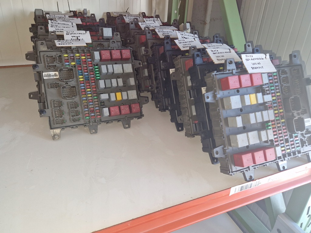 фото №1, Панель плита коробка предохранителей renault midlum dxi volvo fl fe kerax