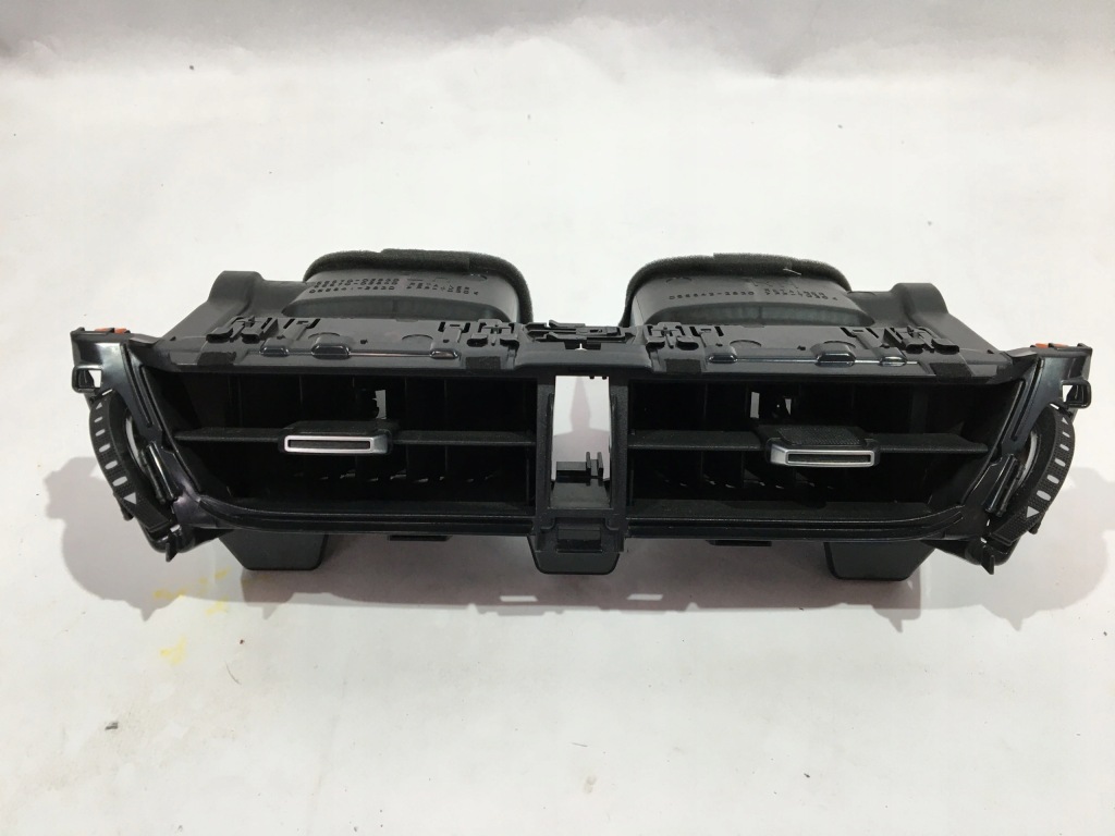 фото №1, Решітка обдув середня corolla xii e21 18-