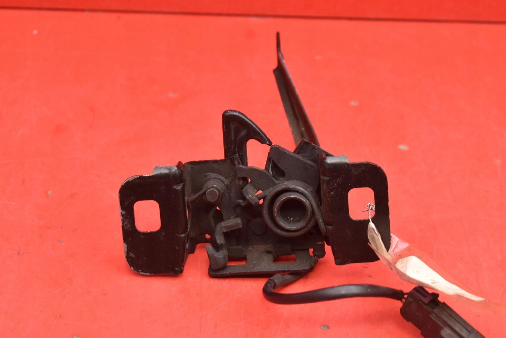 Купити Замок ригель капота opel mokka a 12-15