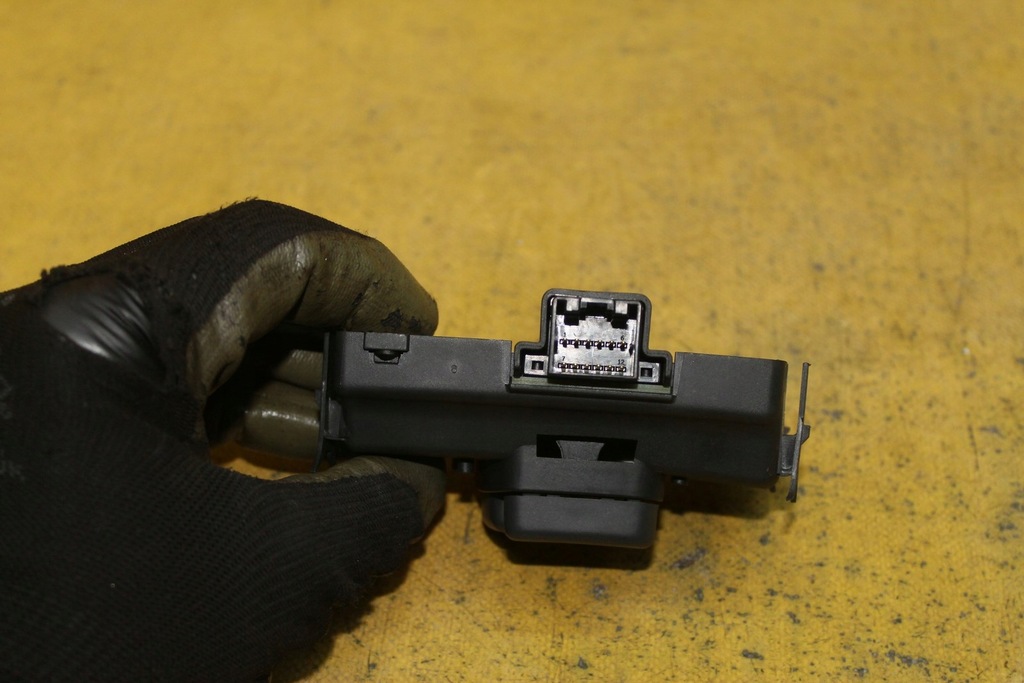 фото №5, Перемикач сидіння правий перед pacifica i