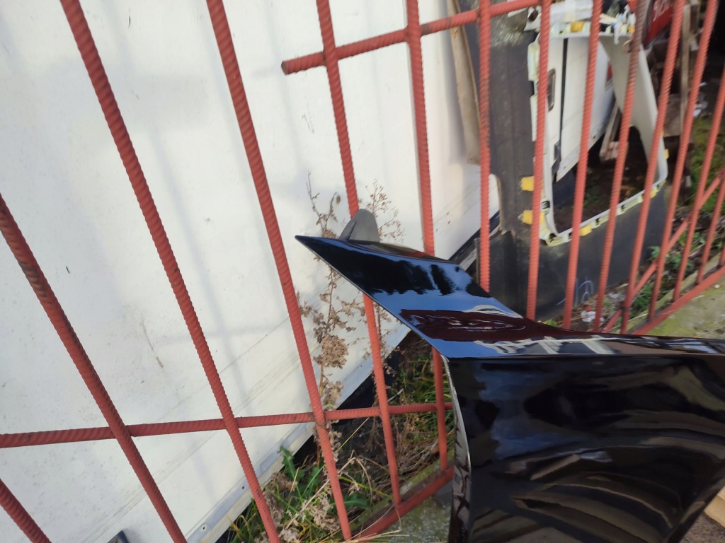 фото №6, Крыло правый aluminiowy bmw 7 f01 f02 10.08-1.16r лак 668 glanz schwarz