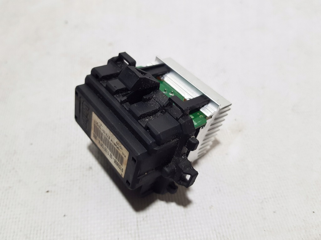 фото №1, Резистор вентилятор 9153806 bmw 5 gt f07