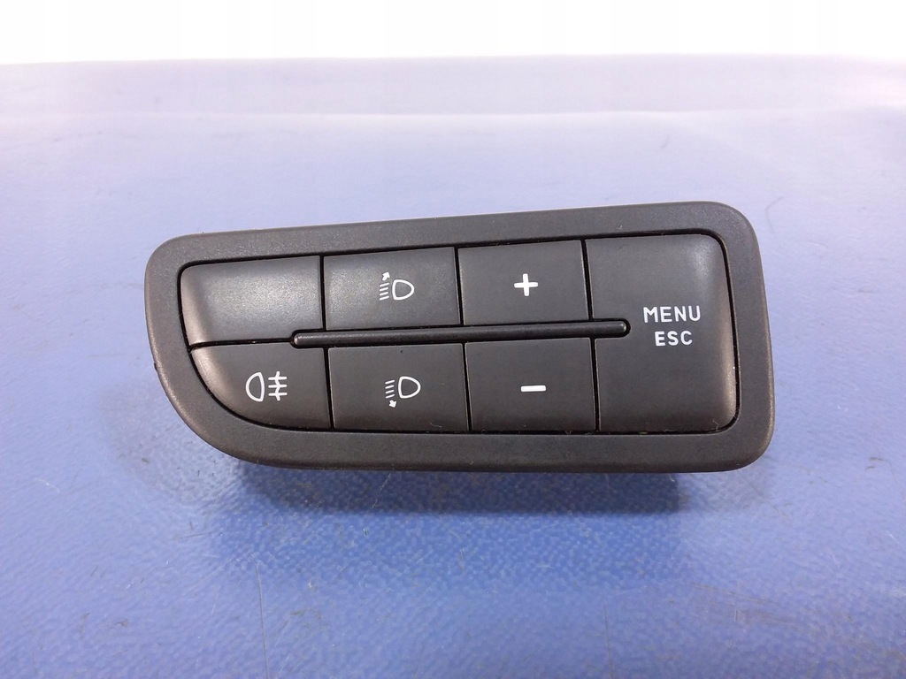 фото №1, Grande punto переключатель панель света 735367268