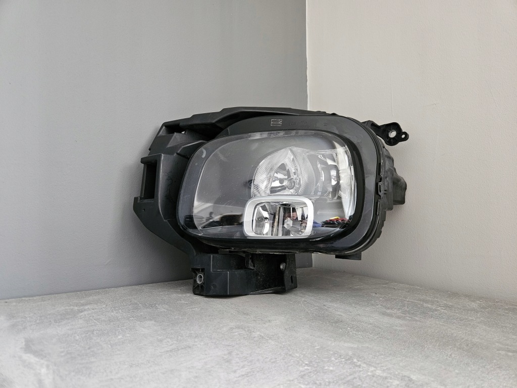 фото №1, Лампа левый перед панель фары лампы комплект citroen c3 aircross 13468646