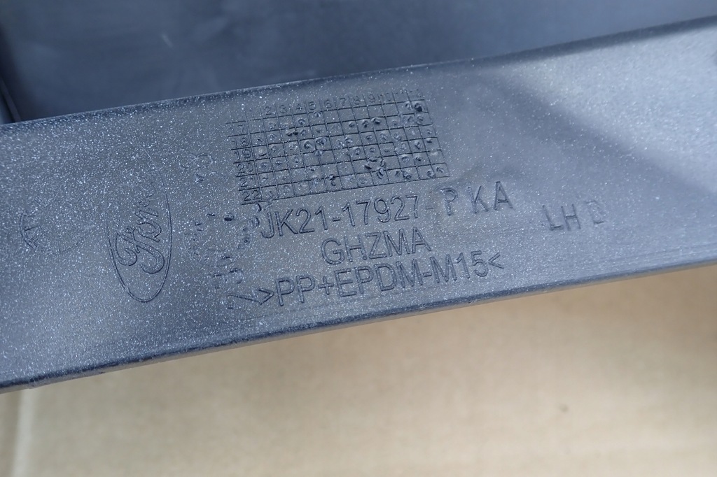 фото №9, Ford transit custom lift 2017- уголок бампера левый задняя jk21-17927-pka