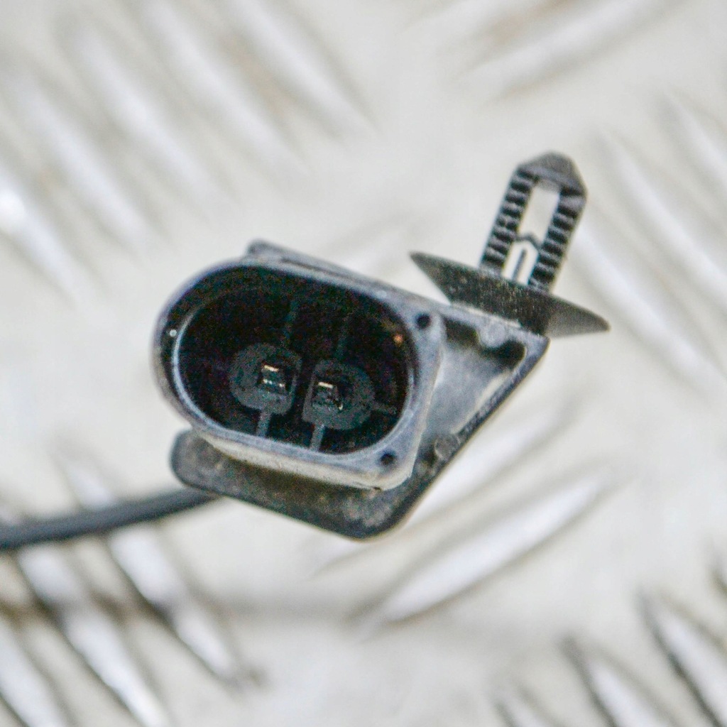 фото №7, Skoda kamiq 2021 замок кришки передньої / капот двигуна