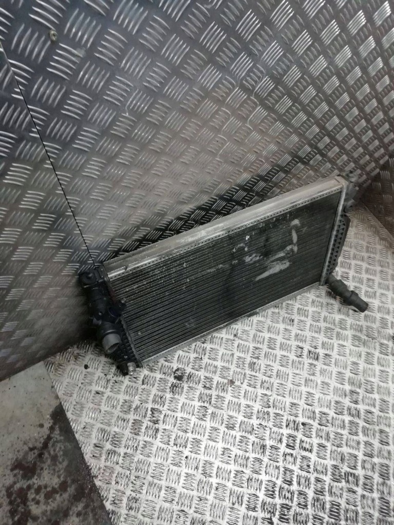 фото №3, Volvo s40 2004 радіатор