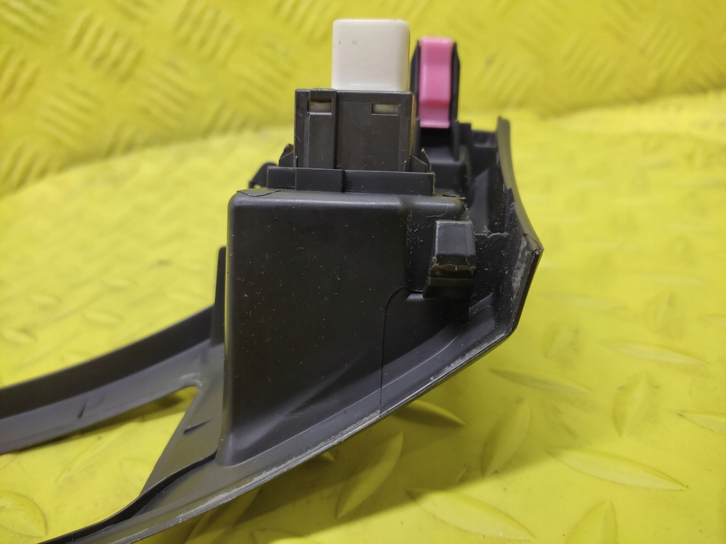 фото №8, Toyota yaris ii захист радіо права 554350d020