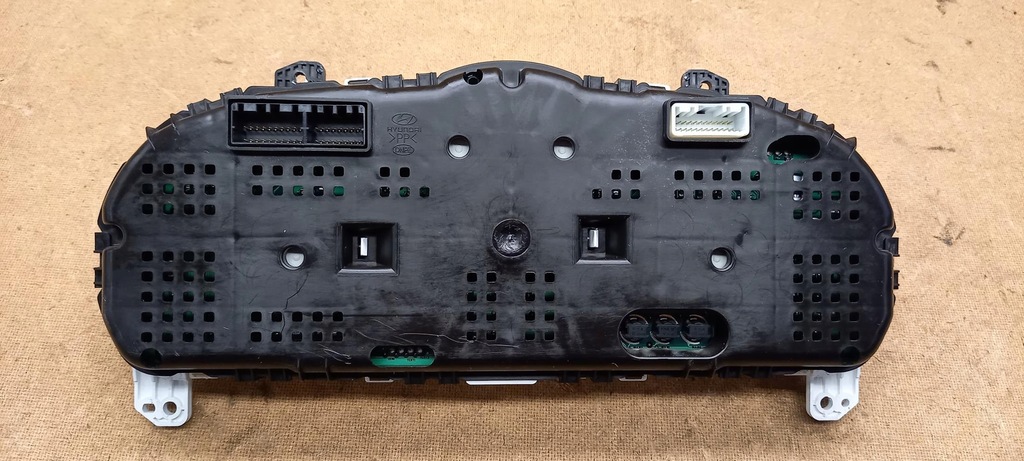 фото №7, Hyundai i30 i 1 lift 1.4 16v бензин счетчик приборы 94033-2r030 eu