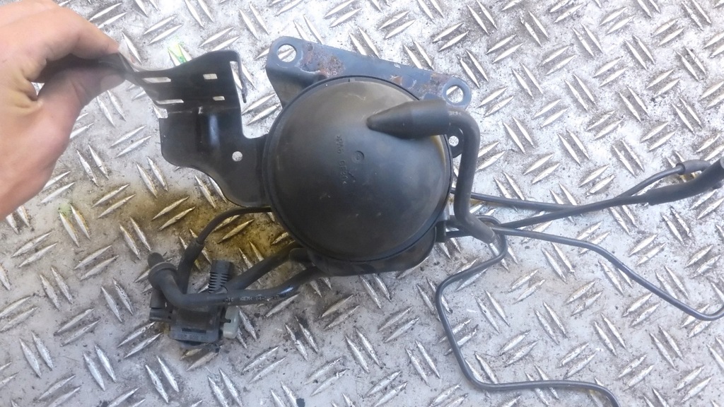 фото №7, Клапан вакуумa 8k0906627 audi a5 8t набор