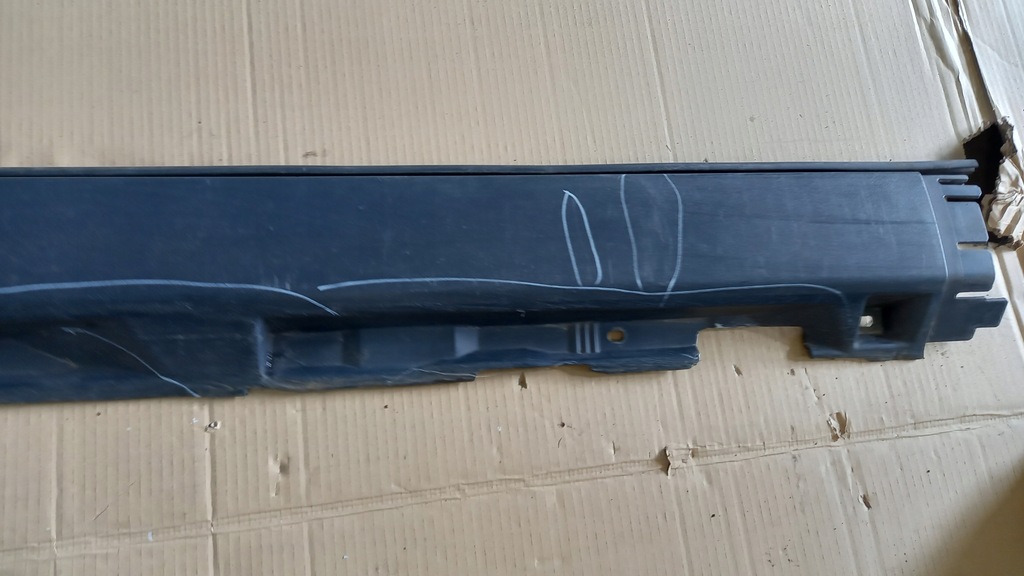 фото №4, Молдинг порог левая 30698905 volvo v50 s40 ii 04-