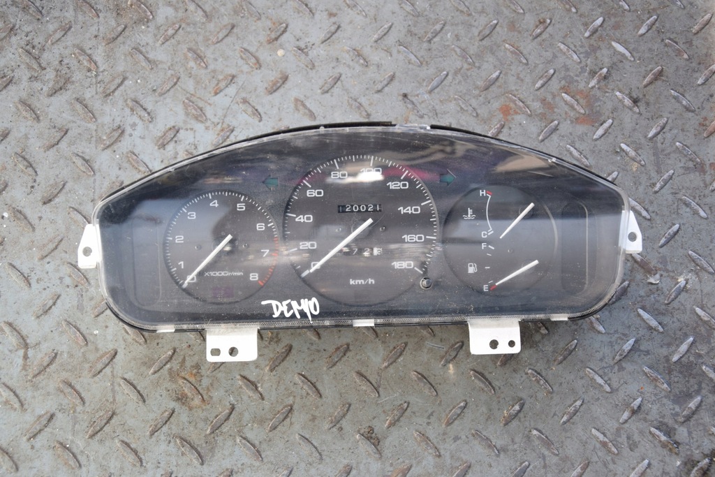 фото №1, Счетчик mazda demio i 1.3 96-99