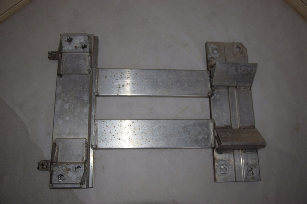 фото №14, Panamera 970 13- підсилювач каркас