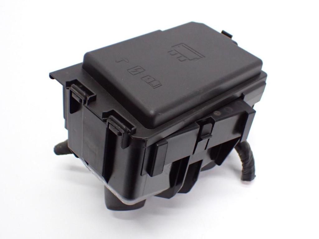 фото №1, Корпус коробка предохранителей 6c0907361f 6c0907361 skoda rapid 17r