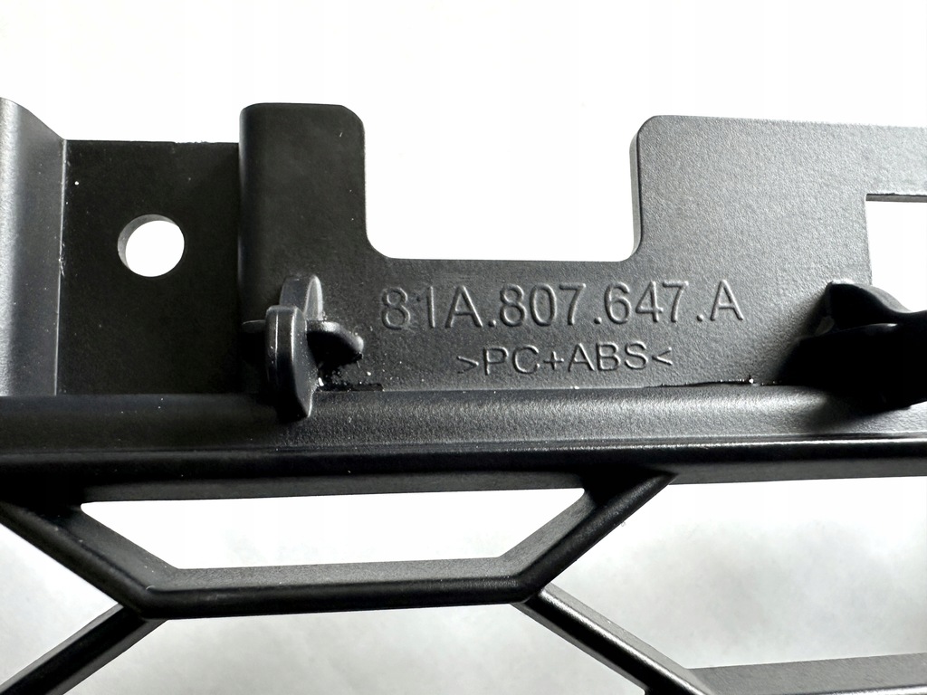 фото №12, Решётка бампера средняя решётка радиатора audi q2 s-line aso