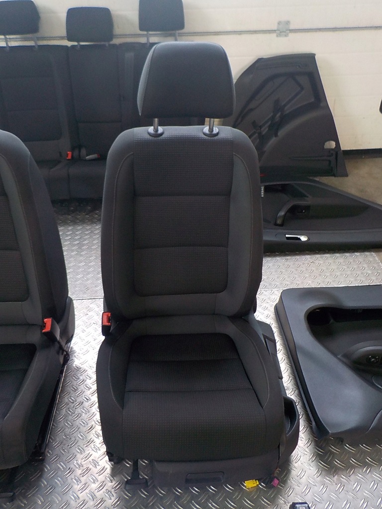 фото №4, Golf v plus 08-14 сидіння заднє сидіння середина комплект
