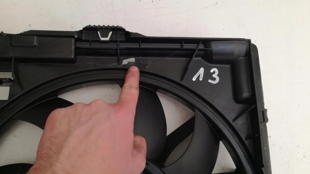 фото №10, Audi a8 4h корпус вентилятор 4h0121003n