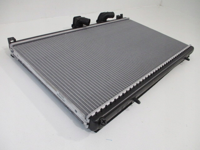 фото №8, Citroen c5 x7 c6 peugeot 407 2.7 hdi радіатор wody nowa оригінальна 133364