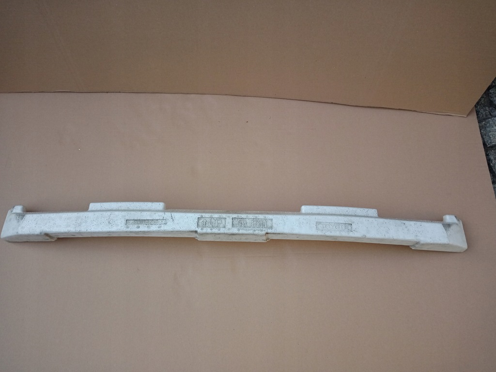 фото №1, Toyota pirus абсорбер бампера перед 2009r-