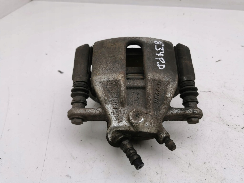 Renault zoe 2019 супорт гальмівний передній Недорого