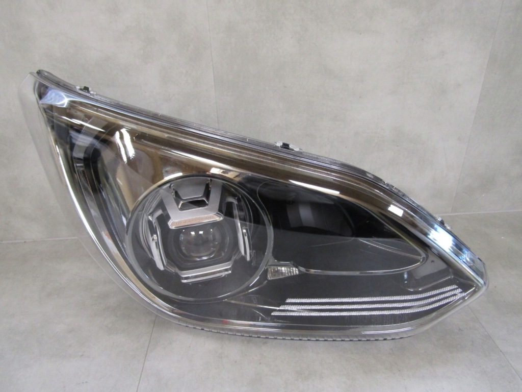 Купить Лампа перед setra full led high performance 23- rh правая a00054c6254