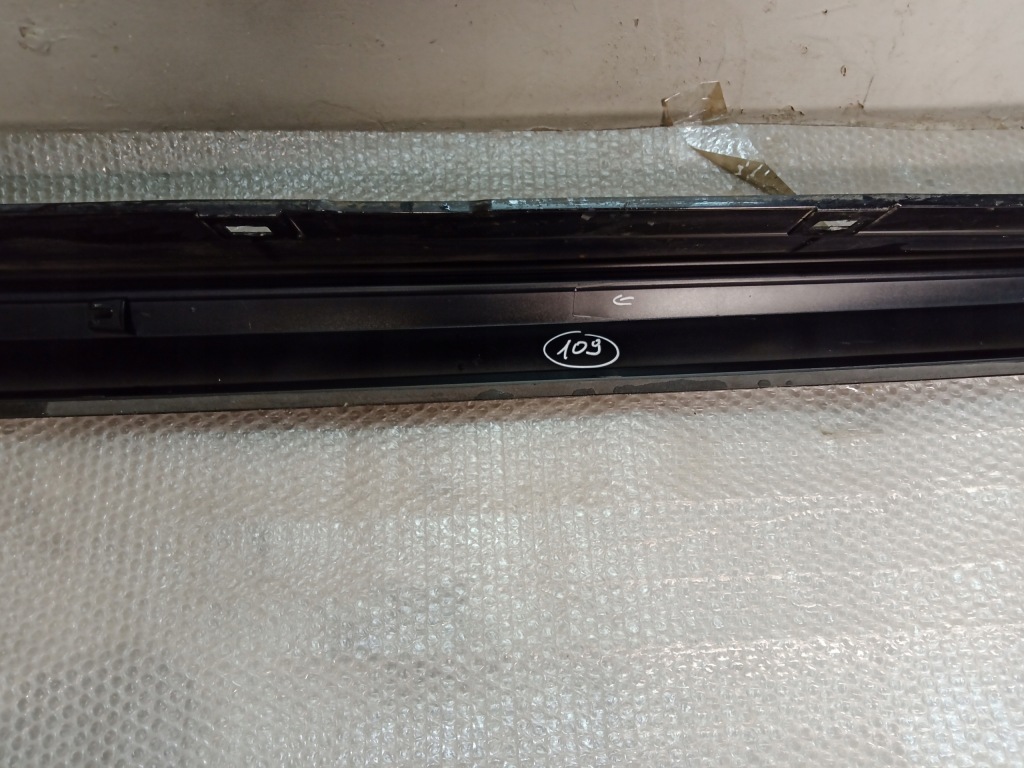 Vw id 7 id7 2024- порог правый  накладка  порог правая 14a853856b с Разборки