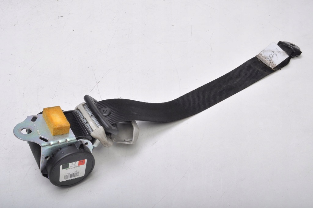 фото №1, Toyota verso lift pas безпеки лівий задня задній 73570-0f021