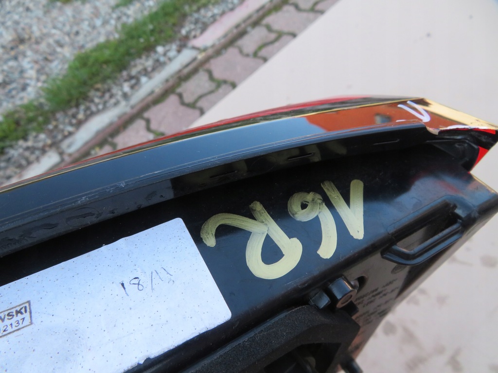 фото №16, Renault grand scenic лампа правый задняя 265556011r