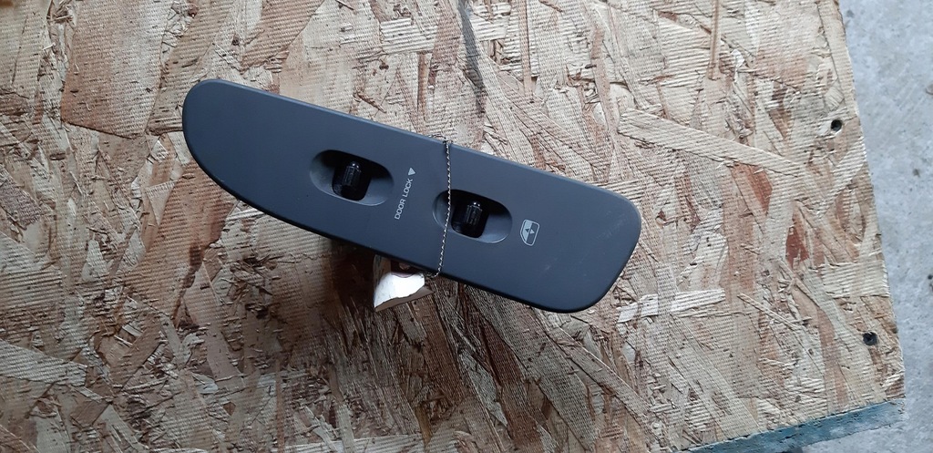 фото №1, Панель вікон dodge ram 02-08r