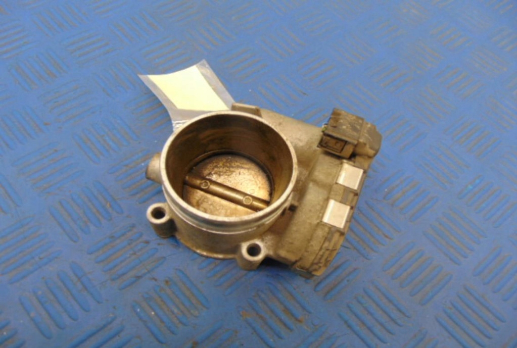 фото №1, Alfa romeo 147 1.6b дросельна заслінка