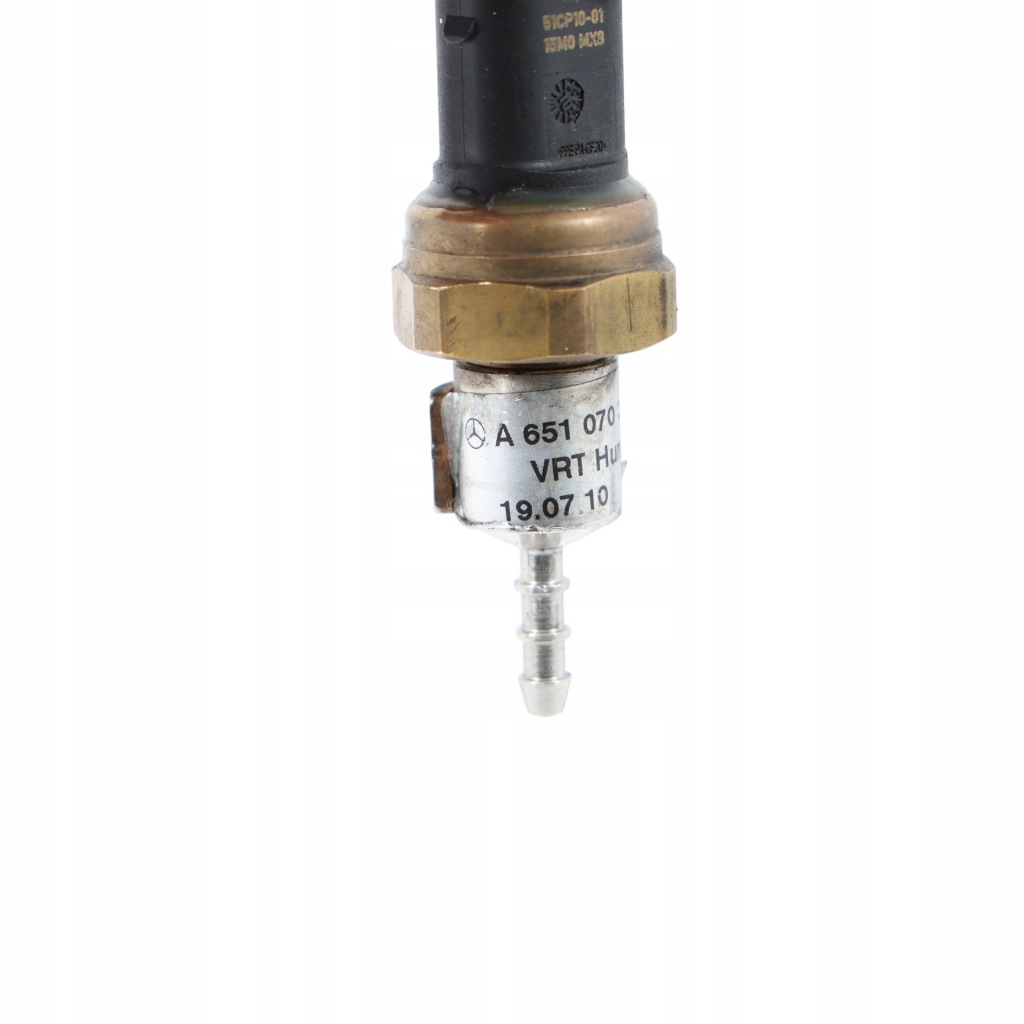 Mercedes w204 w212 w639 w906 om651 датчик давления топливной  a6510703981 Цена