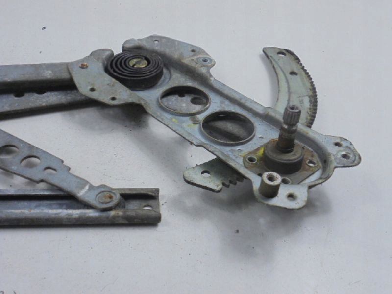 Saab 900 i механізм підйомник скло перед правий 9292863 3d Київ